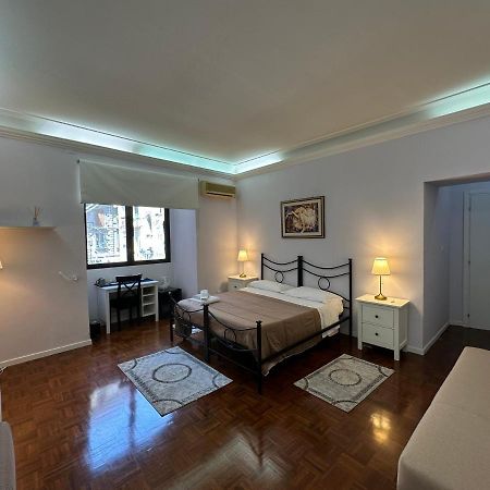 Archivio Storico Napoli Centro Bed & Breakfast Bagian luar foto